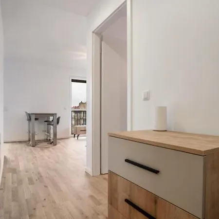 Loft Mit Gartenterrasse *