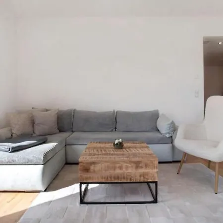 Apartment Loft Mit Gartenterrasse