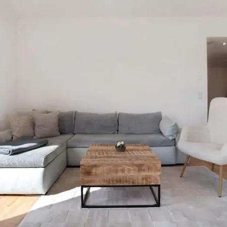 Appartement Loft Mit Gartenterrasse