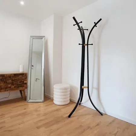 Loft Mit Gartenterrasse